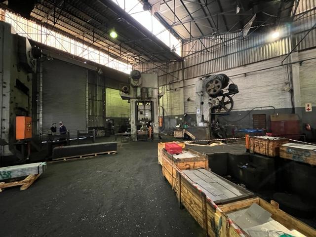 Commercial Property for Sale in Neave Industrial Eastern Cape